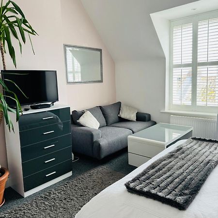 Penthouse Suite, Sea View, Close To Shops, Beach And Train St Leonards-on-Sea Exteriér fotografie
