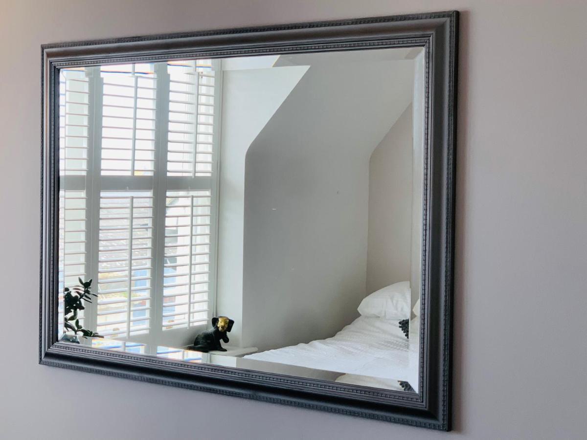 Penthouse Suite, Sea View, Close To Shops, Beach And Train St Leonards-on-Sea Exteriér fotografie