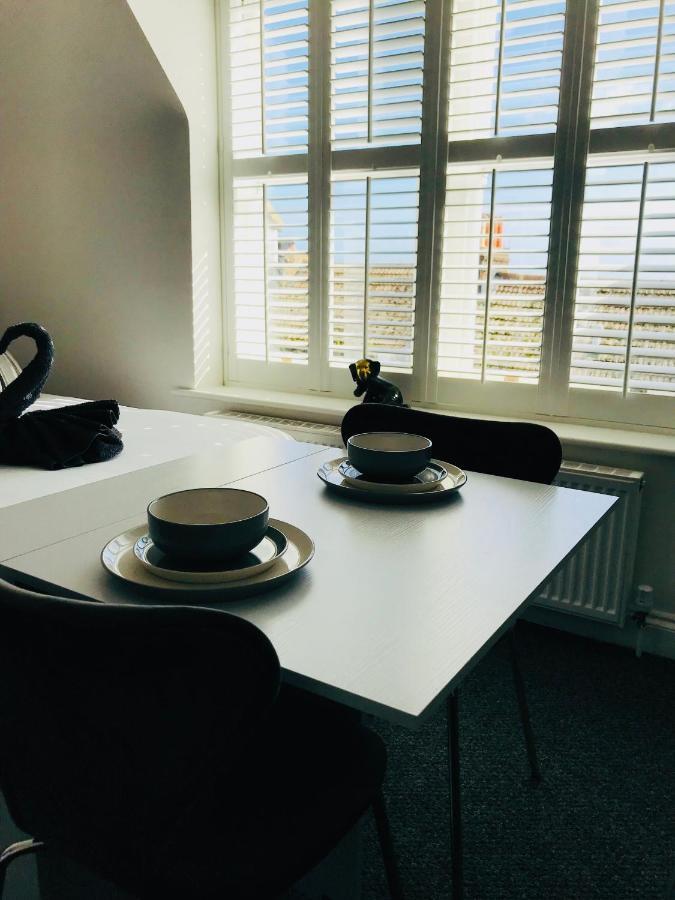 Penthouse Suite, Sea View, Close To Shops, Beach And Train St Leonards-on-Sea Exteriér fotografie