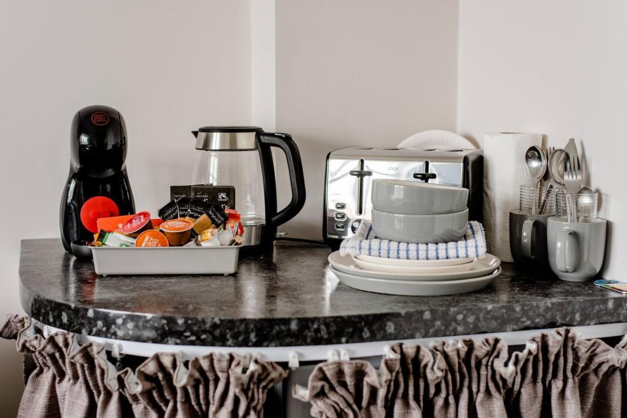 Penthouse Suite, Sea View, Close To Shops, Beach And Train St Leonards-on-Sea Exteriér fotografie